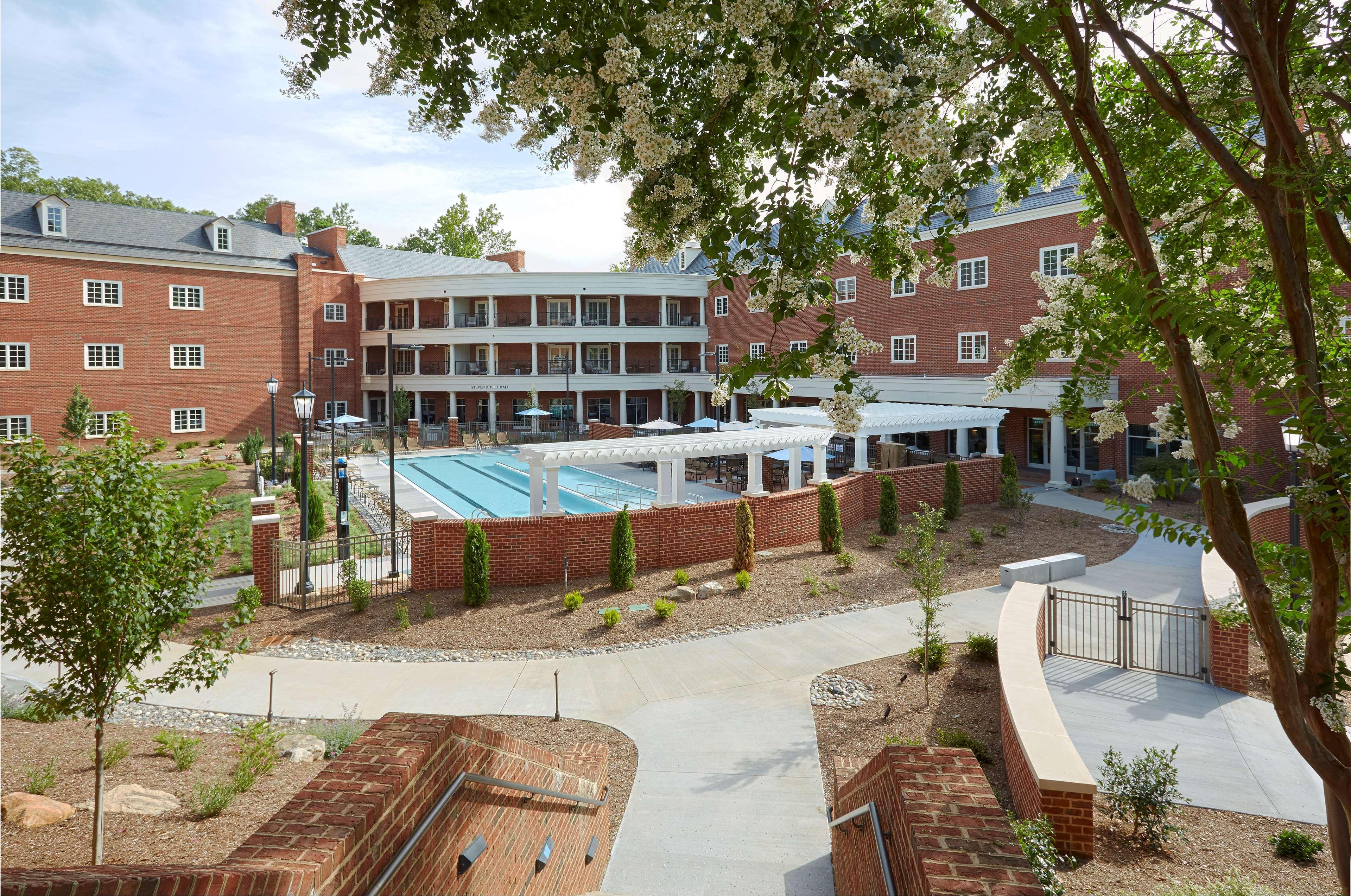 Hotel Rizzo Center, A Destination By Hyatt Chapel Hill