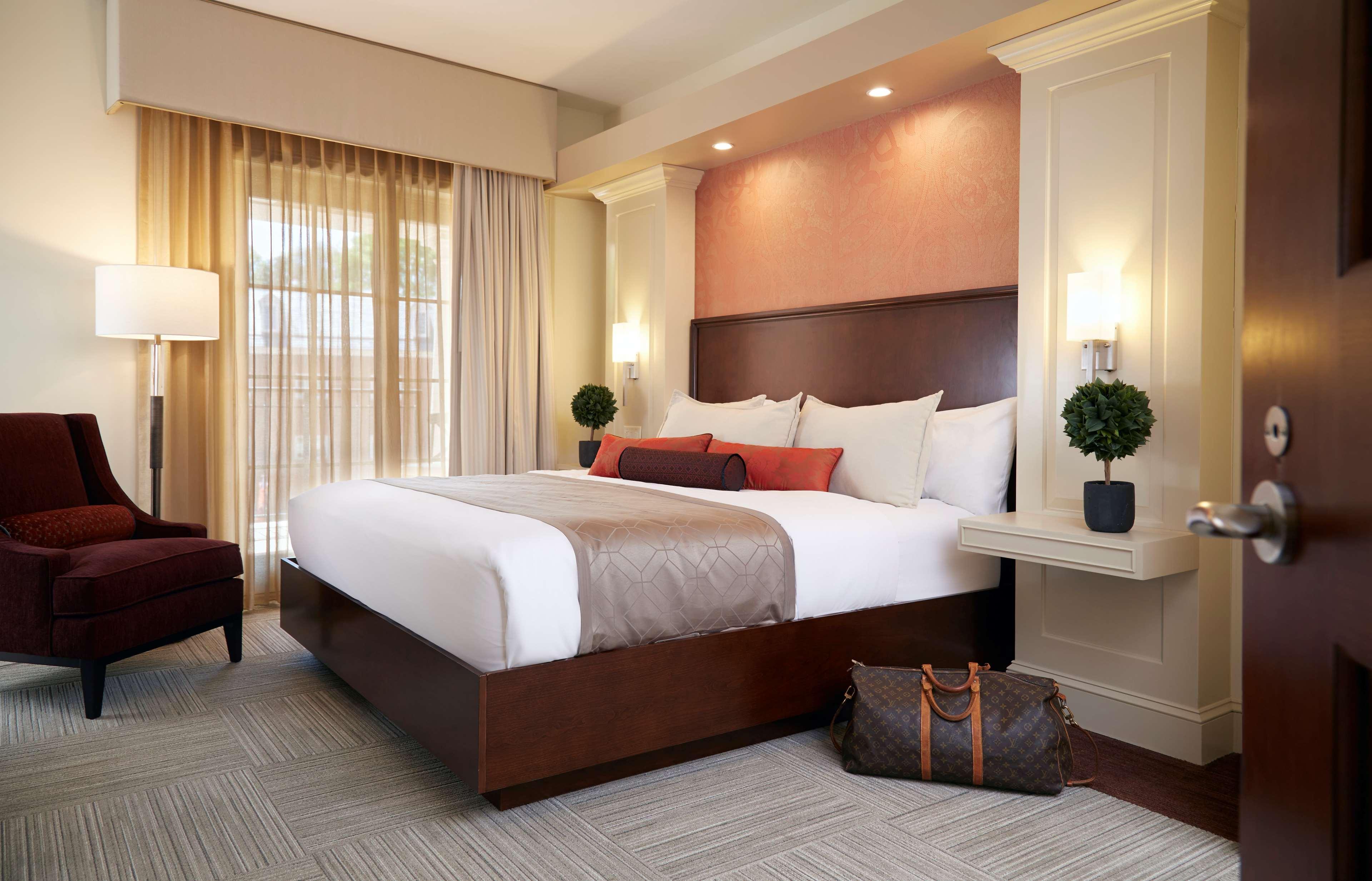 Rizzo Center, A Destination By Hyatt Chapel Hill